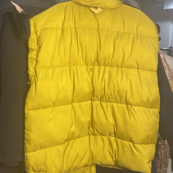 Free people in a Bubble Oversized Puffer Vest in Sulphur Springs color - Picture 5 of 10